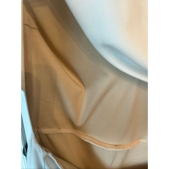 Lulu’s Thinking Out Loud White Backless Jumpsuit large NWT - Picture 5 of 6